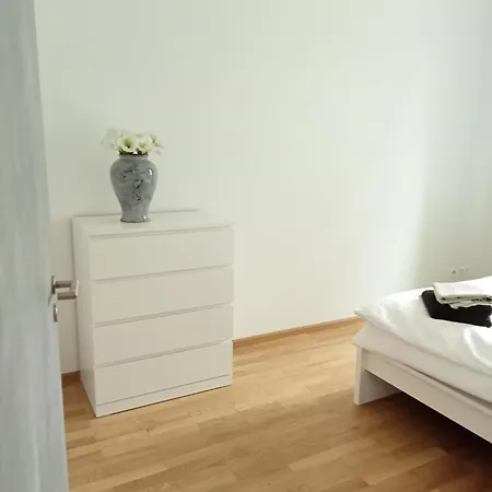 Apartment Stadtgruen 1 *
