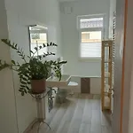 Apartamento Stadtgruen 1, Ruhiges Mit Terrasse Und Kostenlosem Parkplatz, Ideal Fuer Berlin-besucher *