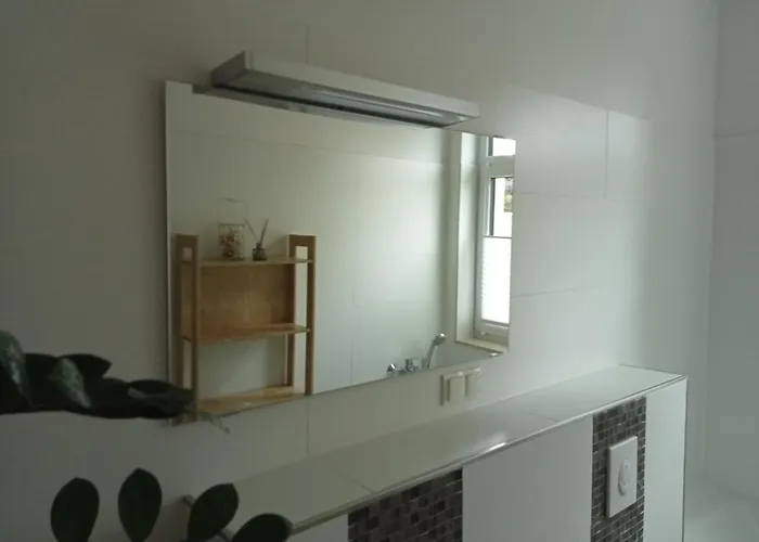 Stadtgruen 1, Ruhiges Mit Terrasse Und Kostenlosem Parkplatz, Ideal Fuer Berlin-besucher