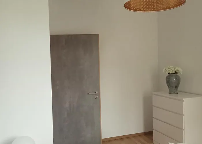 Stadtgruen 1, Ruhiges Mit Terrasse Und Kostenlosem Parkplatz, Ideal Fuer Berlin-besucher * Berlin